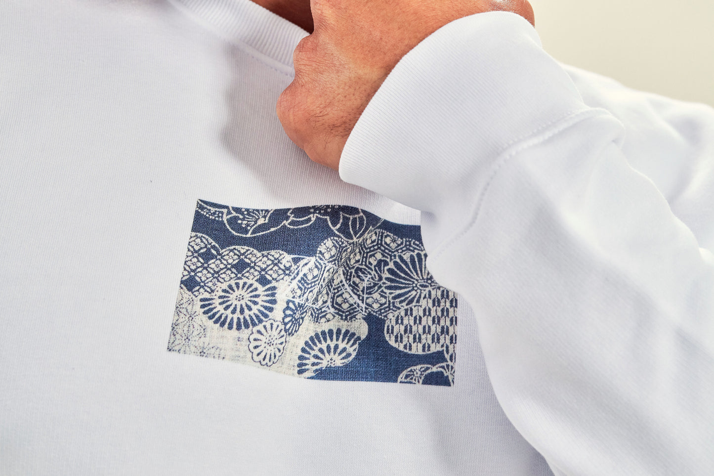 KASURI Unisex Crewneck Pullover